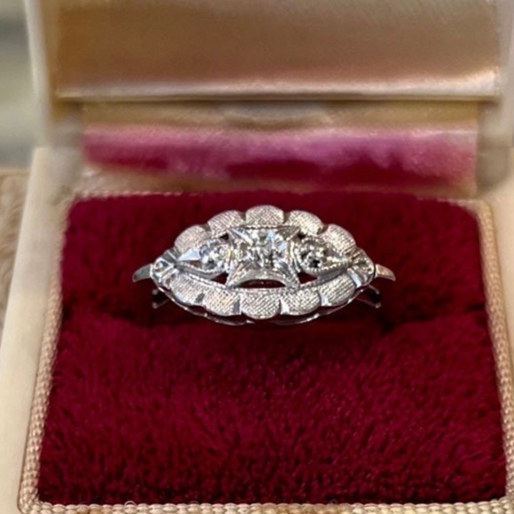 Antique Vintage Solid 10k white gold Marquis ring size 6.75 on mandrel About 9mm - Picture 15 of 16